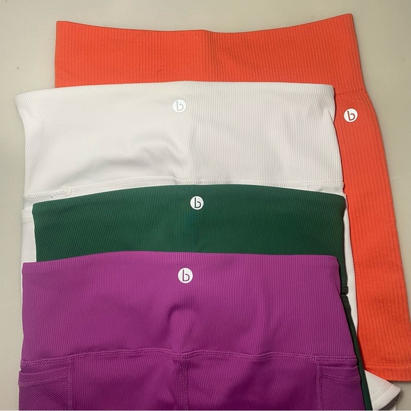 Bundle of 4 bike shorts 3 Rib Pocket & 1 Seamless - Picture 3 of 14